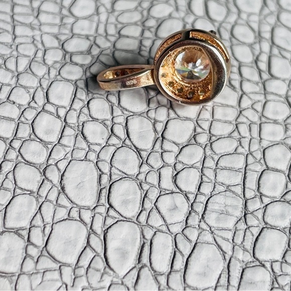 Halo Rose Gold Plated Round Cubic Zirconia 925 Sterling Silver Pendant - Picture 6 of 6